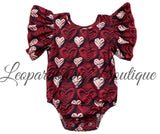Embroidered hearts leo